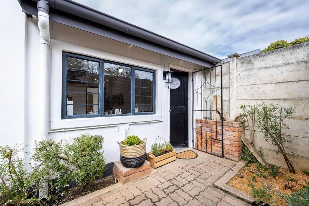 No 1 Dicks Street Apartment Howick Exterior photo